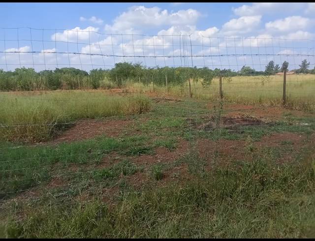 1,325M² VACANT LAND FOR SALE IN KOOKRUS
